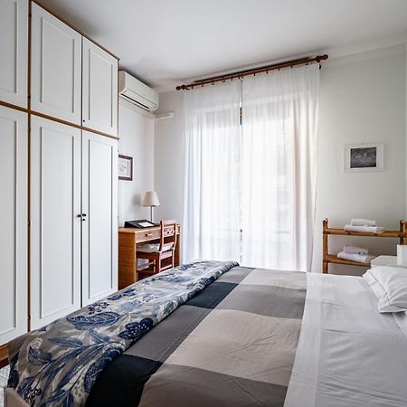 Visarno & University Roomy Flat X6 With Parking Florens Exteriör bild